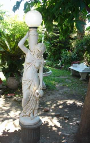Farola Y Estatuas Para Parques Y Jardines De Fuentes Ros