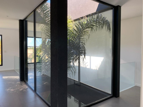 Casa En Venta En El Cantón, Escobar, G.b.a. Zona Norte
