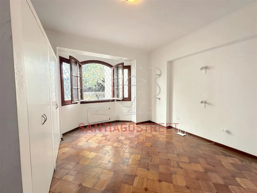 Oficina En Venta En Providencia 4 Pisos
