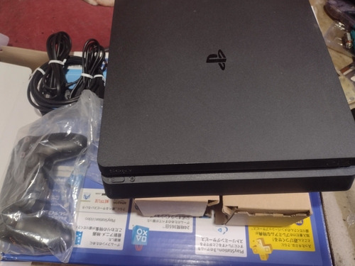 Imagen 1 de 5 de Ps4 Slim 500gb Actualizacion 8.52