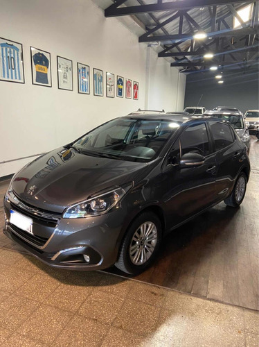 Peugeot 208 1.6 Allure Nav Tiptronic 2017