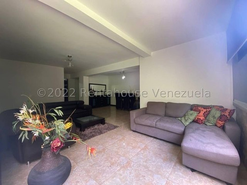 Imagen 1 de 14 de Apartamento Listo Para Entrar A Vivir Con Cocina Actualizada Ubicada En Colinas De La California Caracas 22-28334
