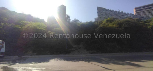 Venta De Extraordinario Terreno En Playa Grande / Gc