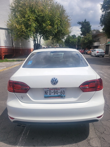Imagen 6 de 14 de Volkswagen Jetta 2013 2.0 Gli Dsg Paq. Navegación At