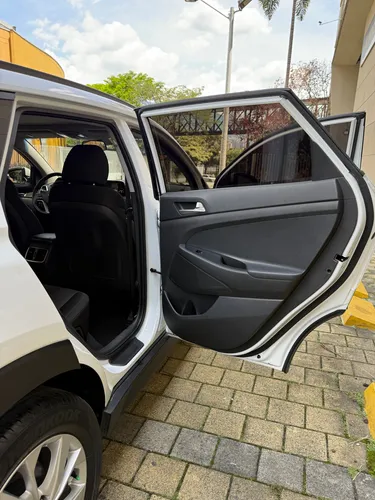 Hyundai Tucson 2.0 Premium 4X2 At