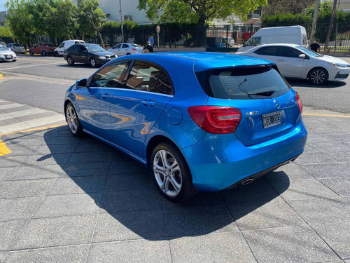 Imagen 3 de 7 de Mercedes-benz Clase A 1.6 A 200 At Urban B.efficiency 156cv