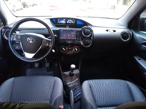 Toyota Etios Xls 2018 5 Ptas
