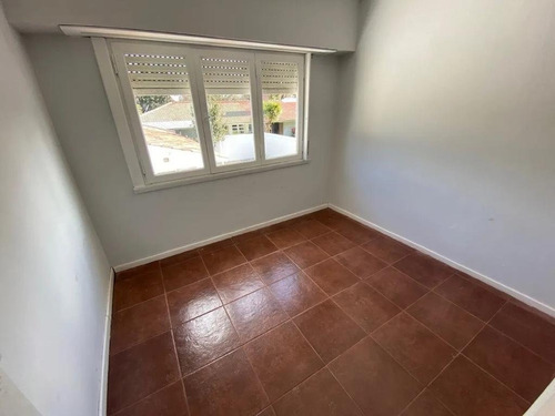 Imagen 2 de 12 de Chalet 5 Ambientes Con Garage En Venta Mar Del Plata
