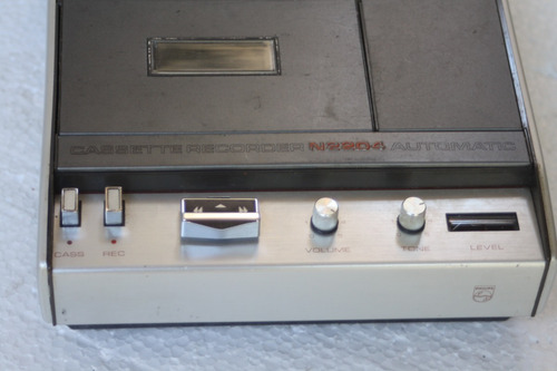 Toca Fitas Philips N 2204 Funcionando Com Acessorios (Usado)