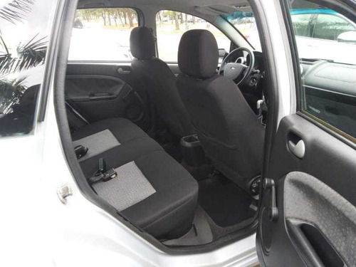 Imagem 11 de 15 de Ford Fiesta 1.6 8v Flex 2012