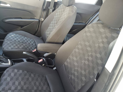 Imagem 14 de 15 de Hyundai Hb20 1.6 Comfort Plus 16v Flex 4p Automático
