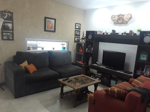 Imagen 3 de 11 de Duplex En Venta En Ituzaingo Norte