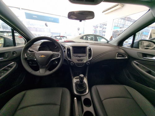 Imagen 21 de 25 de Chevrolet Cruze 4p 1.4 Turbo Lt At - Mr