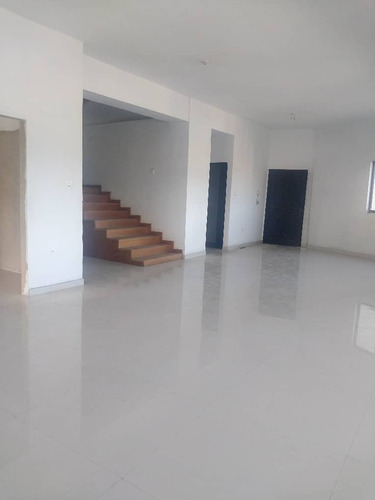 Penthouse En Valle Blanco Obra Blanca Oportunidad Carlos Y Mafer