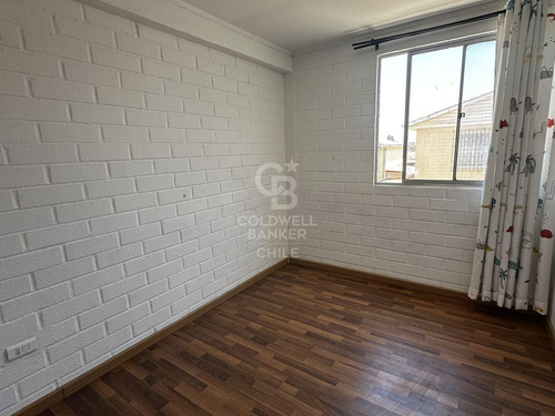 Acogedora Casa Familiar En Villa Regiones De España