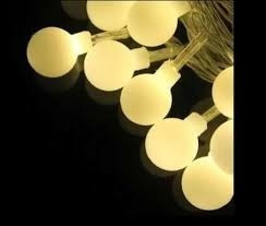 Imagen 3 de 5 de Guirnalda De 28 Luces Bolitas Mini Kermesse A Pilas Cálido