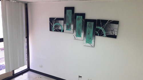 Imagen 8 de 12 de Oficina En Alquiler Con Mucho Espacio Ideal Para Emprendedor