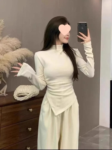Camiseta De Cuello Alto De Manga Larga Ajustada Para Mujer