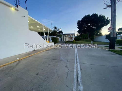 Valeria Chong Casa Alquiler Cabudare Lara Avenida Intercomunal Oportunidad Residencial Economico Código Inmobiliaria Rent-a-house 25-18352