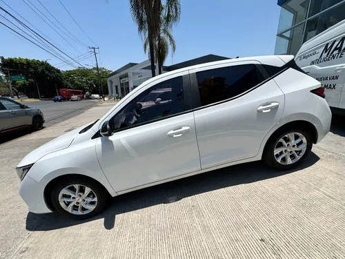 Chevrolet Aveo 1.5 Lt Hatch Tm