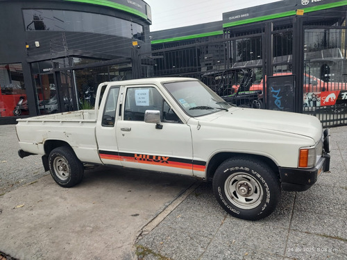 Toyota Hilux 2.4 S/cab 4x2 D