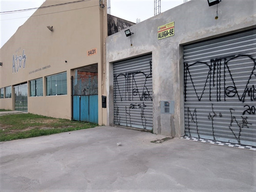Imagem 1 de 14 de Ponto Comercial No Bairro Suarão De Frente A Pista