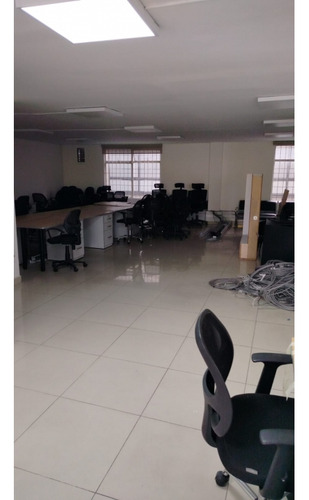 Oficina 360 M2 En Arriendo, Centro Internacional