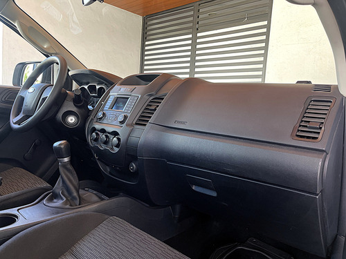 Ford Ranger 2.5 Xl Cabina Doble Mt