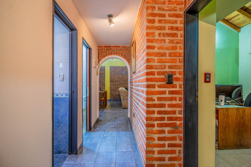 Casa 5 Ambientes En Ciudad Evita, Apta Crédito