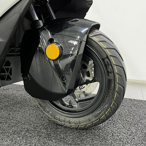 Cf Moto Zeeho Ae8+