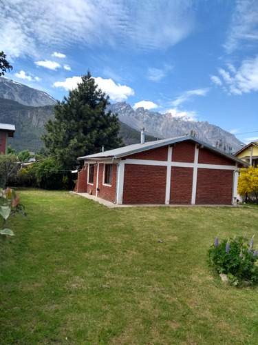 Casa 2 Dormitorios En El Bolsón Barrio Arrayanes