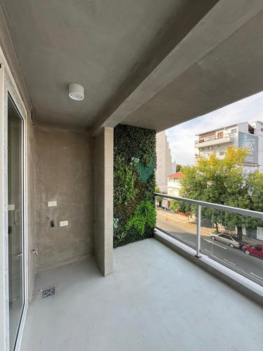 Venta Departamento - Monoambiente Divisible - Balcon Aterrazado - Kamado - Energia Solar - Toil