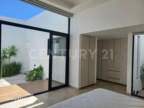 Venta De Casa Nueva, Con Alberca, Amplio Jardín Y 4 Recámaras, Atlixco, Puebla