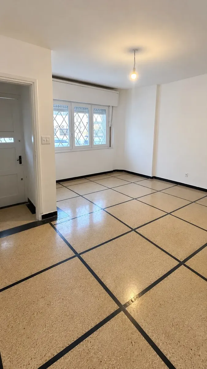 Alquiler Ciudad Vieja: 2 Dorm Patio · Foto 2