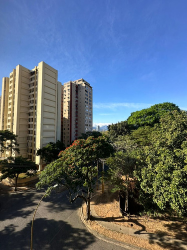 Apartamento En Las Chimeneas, Res. Mantova, Valencia Estado Carabobo