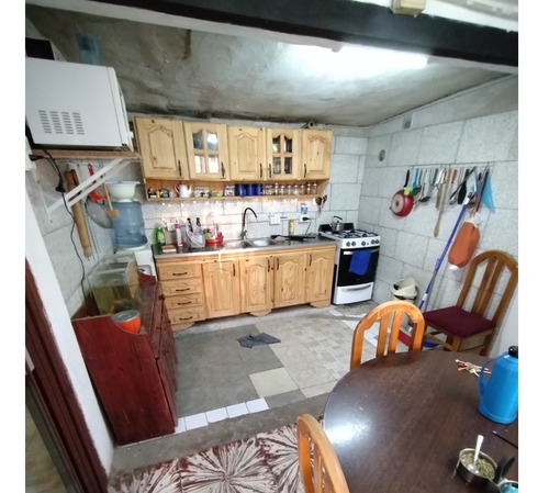 Imagen 5 de 25 de Casa De 3 Ambientes Con 2 Deptos Al Fondo