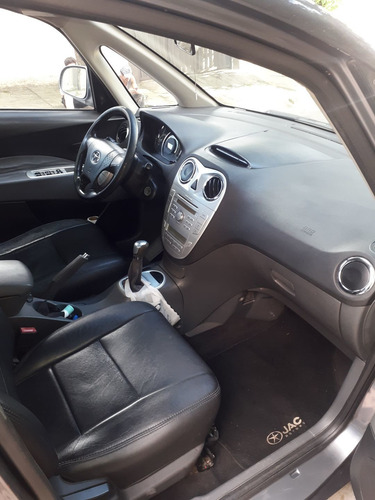 Imagem 9 de 11 de Jac J6 2012 2.0 16v 5l 5p