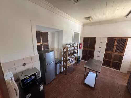 Casona Con Salón De Eventos