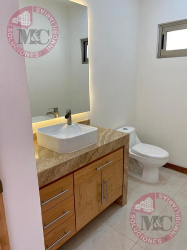 Casa En Venta En Rancho San Antonio Al Norte De La Ciudad