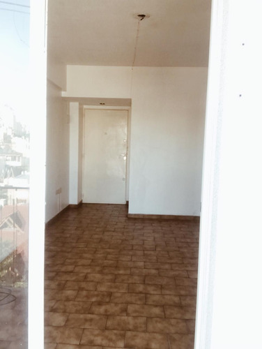 Dueño Vende: 2 Ambientes, 35,82mts. Cubiertos + Balcón.