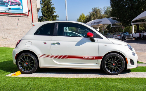 Imagen 8 de 14 de Fiat 500 Abarth 2016