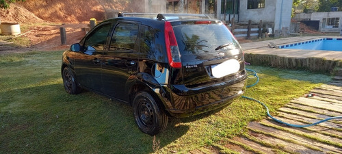 Imagem 8 de 8 de Ford Fiesta 2012 1.0 Flex 5p