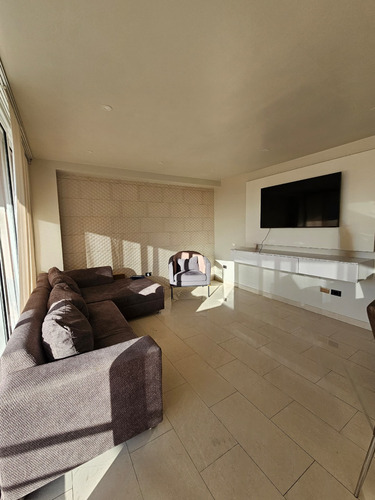 Moderno Apartamento En Punta Pacifico