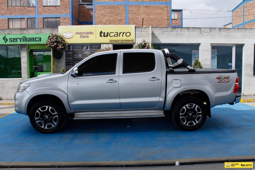 Imagen 4 de 25 de Toyota Hilux Vigo Srv
