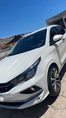 Fiat Cronos 1.8 16v Precision