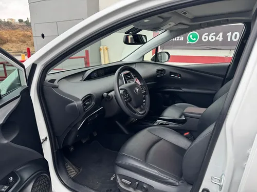 Toyota Prius 1.8 Premium Cvt