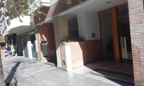 Imagen 12 de 12 de Bauness 2000 1 B Urquiza R Frente Con Balcon 9 Años Apto Profesional X Reglamento Excelente Dto Edificio Y Ubicacion-