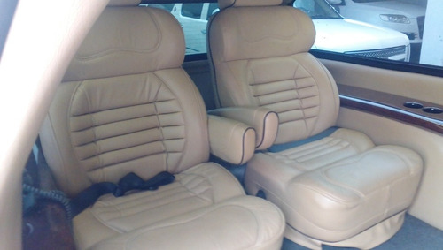 Imagen 9 de 12 de Chevrolet Suburban At 2007 Blinda Nivel 5