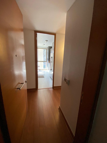 Departamento Callao El Golf, Las Condes.