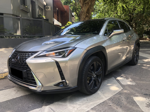 Lexus UX 250h Luxury